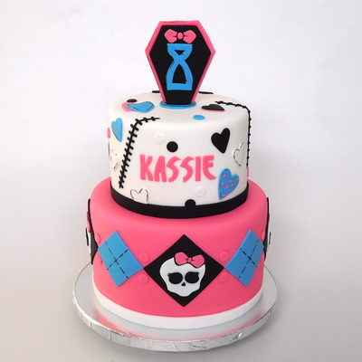 Monster High Skull Birthday Cake